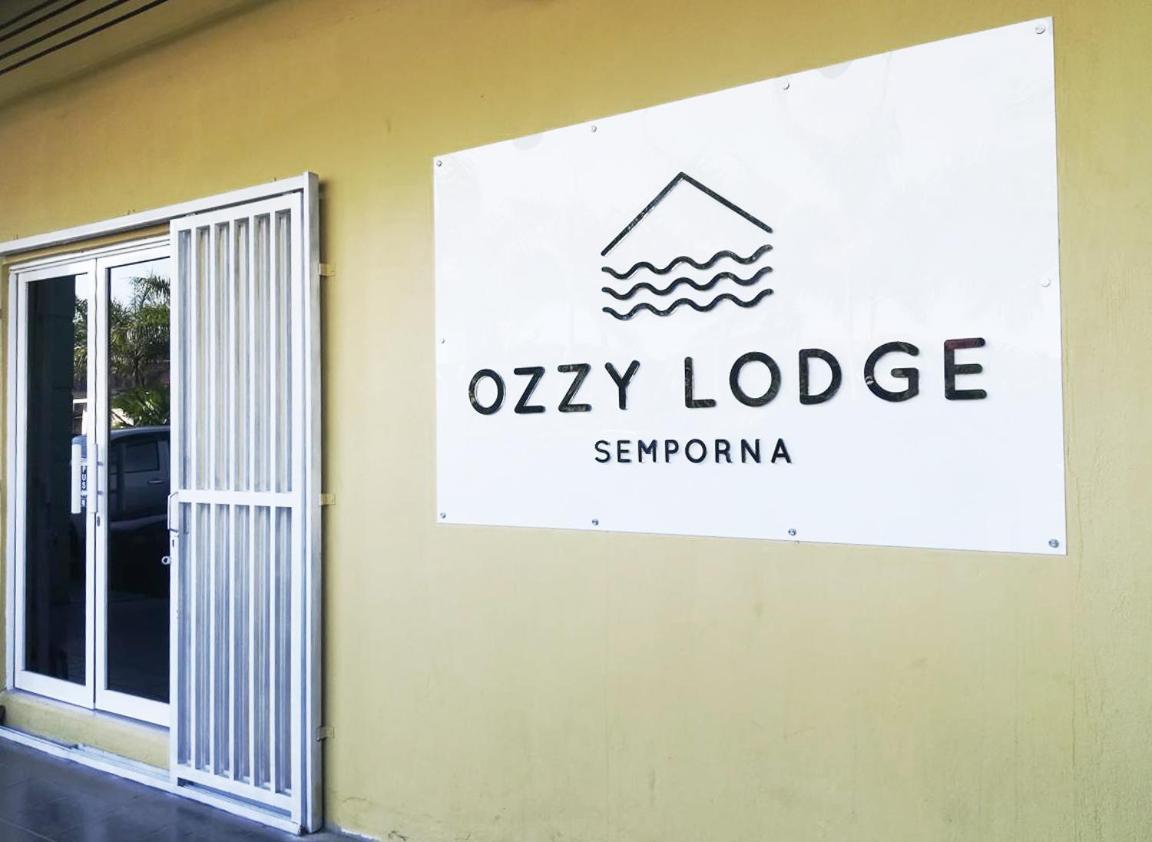 Ozzy Lodge Semporna Exterior photo